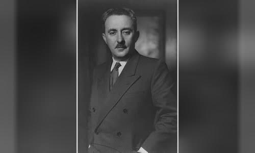 Moshe Sharett