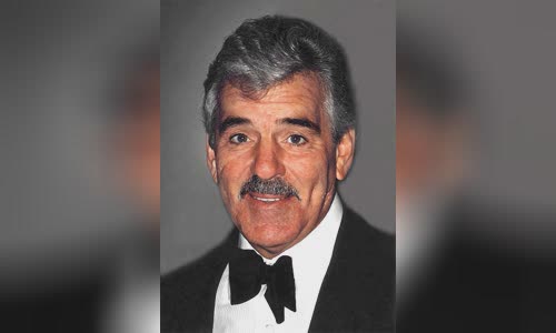 Dennis Farina