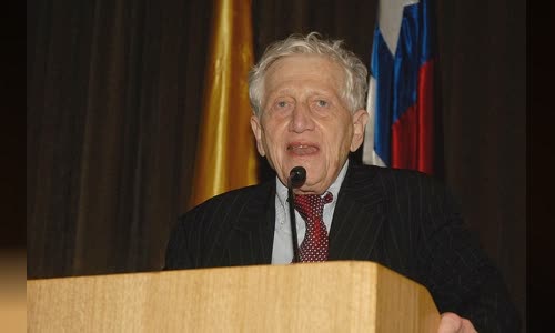 Peter Hall (urbanist)