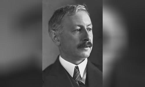 Paul Karrer