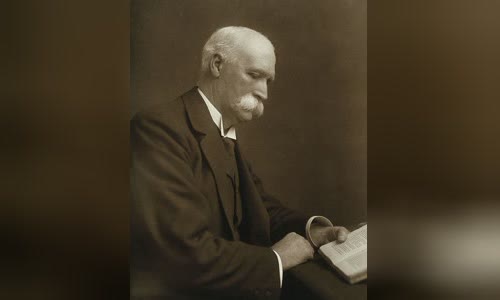 William Macewen