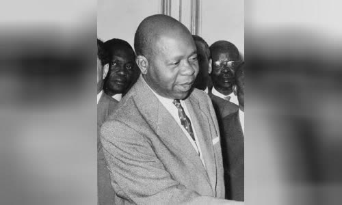 Léon M'ba