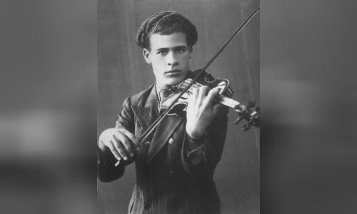 Mahmoud Zoufonoun