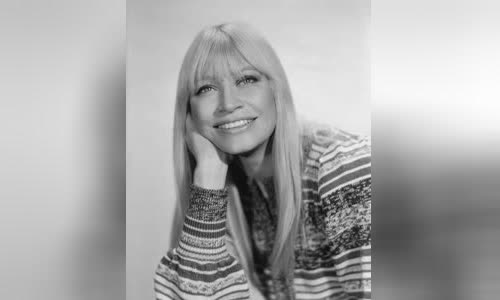 Mary Travers