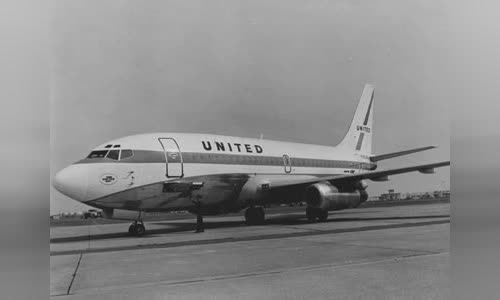 United Airlines Flight 553