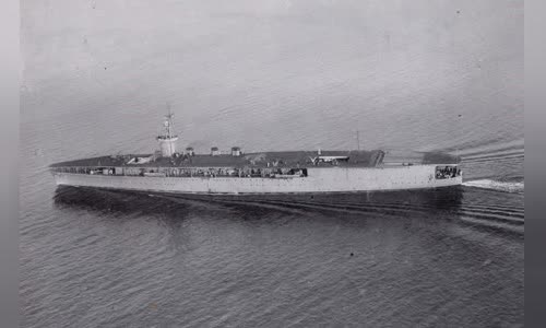 Japanese aircraft carrier H?sh?