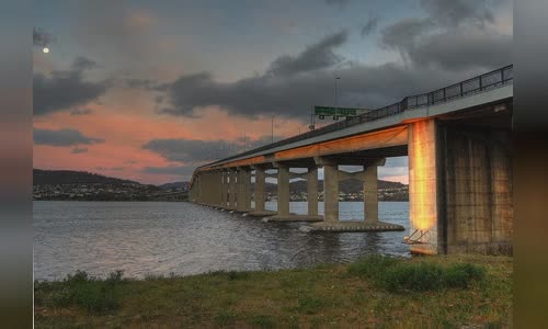 Tasman Bridge