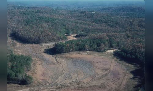 Kelly Barnes Dam
