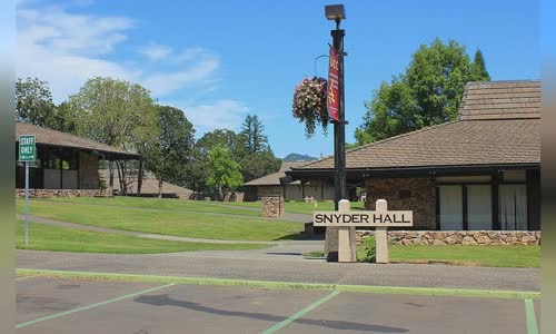 Umpqua Community College shooting