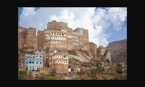 gia-cao-xuat-hien-tai-best-of-yemen-va-national-yemen-coffee-auctions image