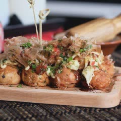 Cách làm Bánh Bạch Tuộc Takoyaki thơm ngon, chuẩn vị Nhật 