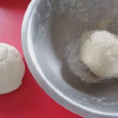 Cách làm bánh bao hành lá