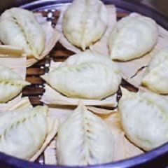 Cách làm Bánh bao nhân thịt xào cà tím