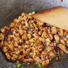 Cách làm Bánh bao nhân thịt xào cà tím