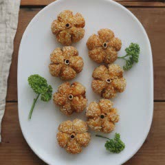 Cách làm bánh bí đỏ chiên mặn hấp dẫn