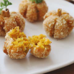 Cách làm bánh bí đỏ chiên mặn hấp dẫn