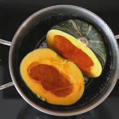 Cách làm bánh bí đỏ chiên mặn hấp dẫn