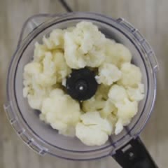 Cách làm Bánh bông cải trắng và bí ngòi nướng