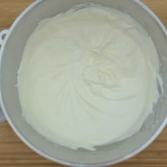Cách làm Bánh Bông Lan Trứng Muối Chà Bông thơm ngon