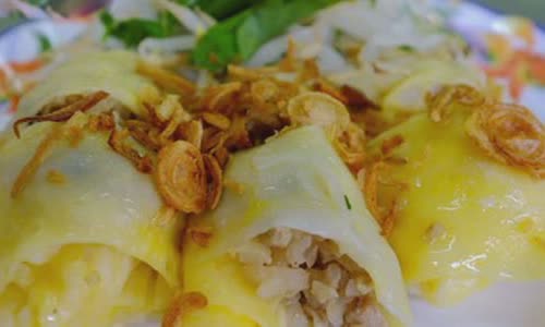Cách Làm Bánh Cuốn Trứng Nóng Hổi Tại Nhà Cực Ngon