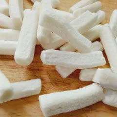 Cách làm bánh gạo cay sốt thịt bằm