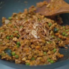 Cách làm Bánh gối cà ri gà