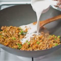 Cách làm Bánh gối cà ri gà