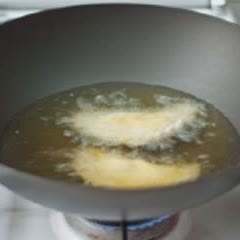 Cách làm Bánh gối cà ri gà
