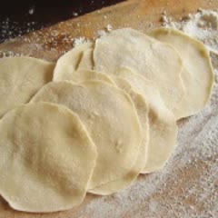Cách làm bánh gối nhân thịt chiên giòn