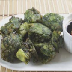 Cách làm bánh hẹ chiên kiểu Thái
