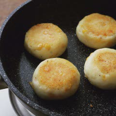 Cách làm Bánh khoai tây bắp phô mai