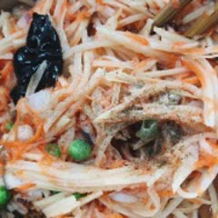 Cách làm Bánh Khoai Tây Chiên Tôm rau củ, thơm ngon cho bé