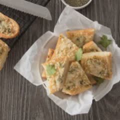 Cách làm Bánh Mì Bơ Tỏi phô mai bằng lò nướng cực đơn giản