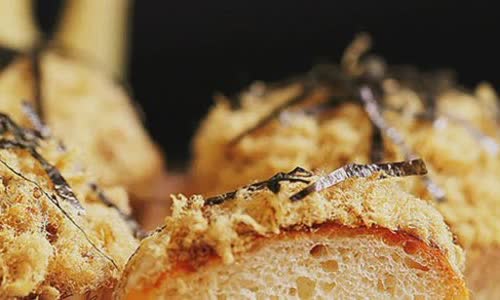 Cách làm bánh mì chà bông rong biển