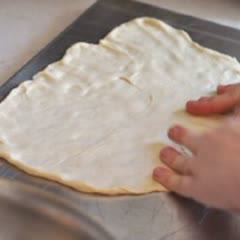 Cách làm bánh mì hành không cần lò nướng