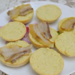 Cách làm bánh mì kẹp thịt tại nhà