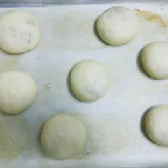 Cách làm bánh mì nhân cà ri kiểu Nhật