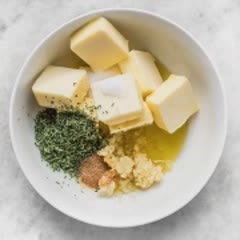 Cách làm bánh mì nướng bơ tỏi béo thơm