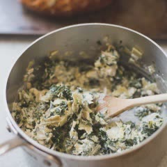 Cách làm Bánh mì nướng cải bó xôi và phô mai