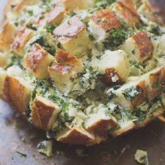 Cách làm Bánh mì nướng cải bó xôi và phô mai