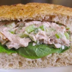 Cách làm Bánh mì nướng olive thảo mộc