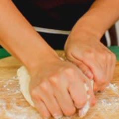 Cách Làm Bánh Mì Que Giúp Bữa Ăn Nhanh Và Tiện Lợi Hơn