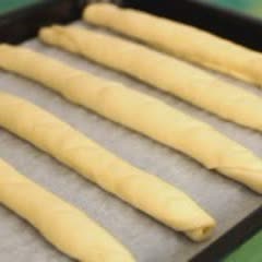 Cách Làm Bánh Mì Que Giúp Bữa Ăn Nhanh Và Tiện Lợi Hơn
