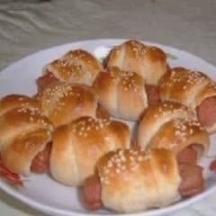 Cách Làm Bánh Mì Xúc Xích Nướng Thơm Ngon Đơn Giản