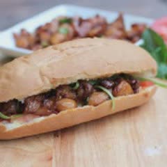 Cách làm bánh mỳ kẹp thịt sốt teriyaki