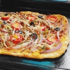 Cách làm bánh pizza gà xé phay