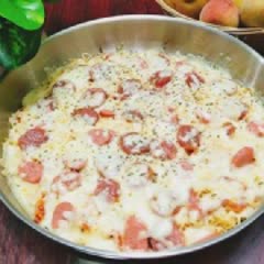 Cách làm bánh pizza mì tôm