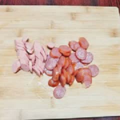 Cách làm bánh pizza mì tôm