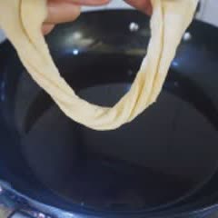 Cách làm bánh quẩy làm tại nhà