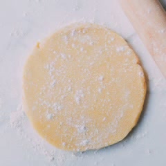 Cách làm bánh tart cải xoăn khoai lang